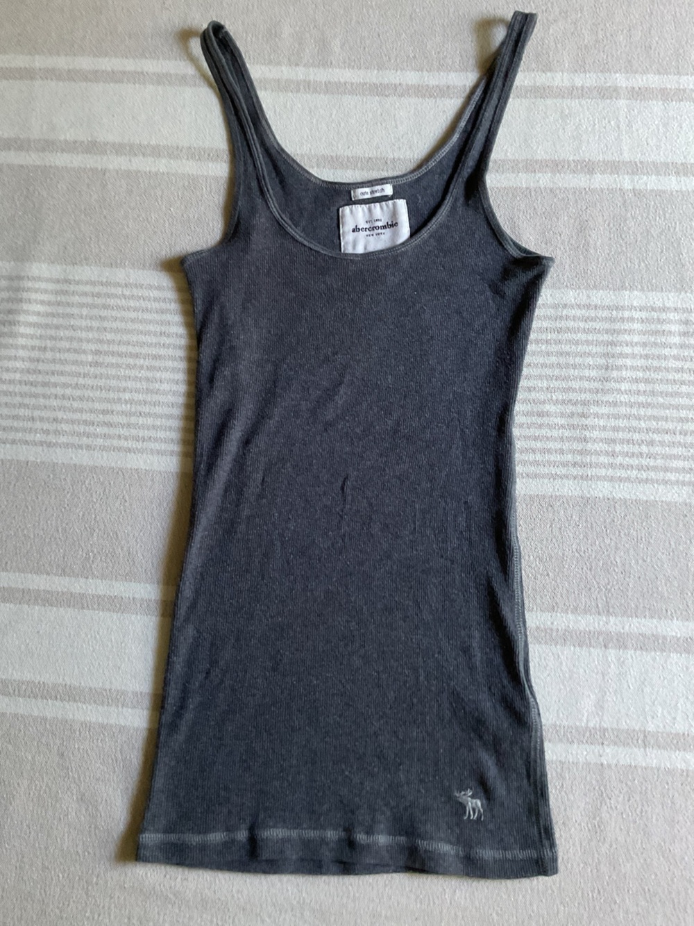 Y2k Abercrombie & Fitch Long Slim Stretchy Charcoal Gray Ribbed Tank Top - Large